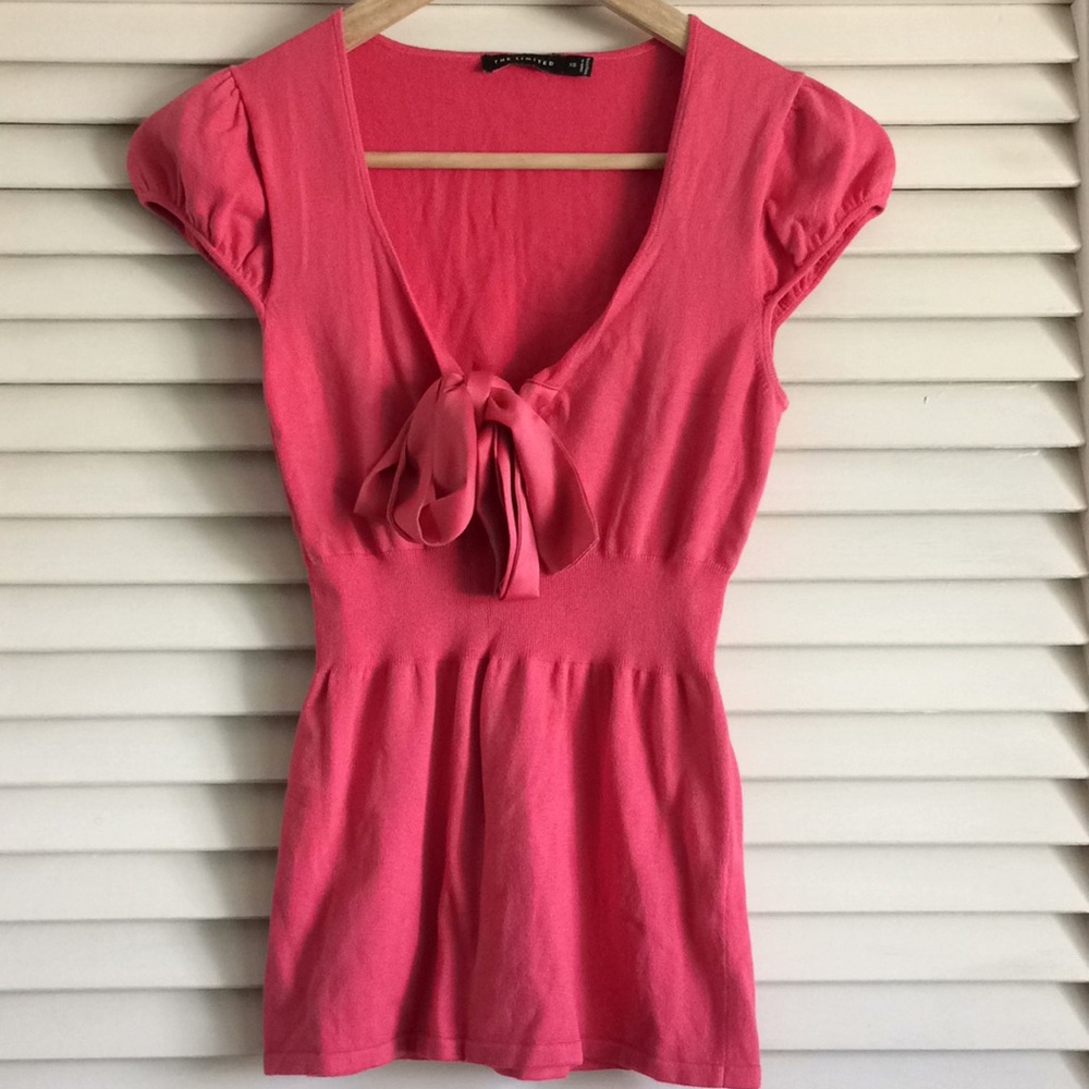 The Limited short sleeve stretch bow top
